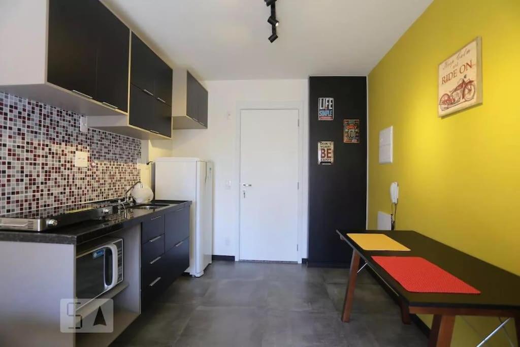 Estudio Kit Flat 1001 * São Paulo